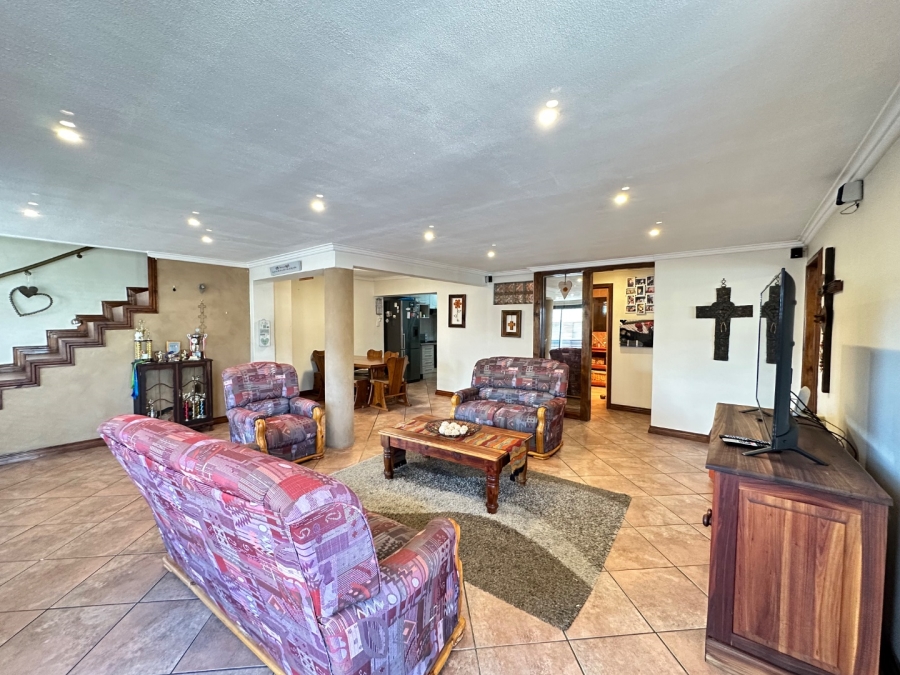 3 Bedroom Property for Sale in Fonteine Park Western Cape